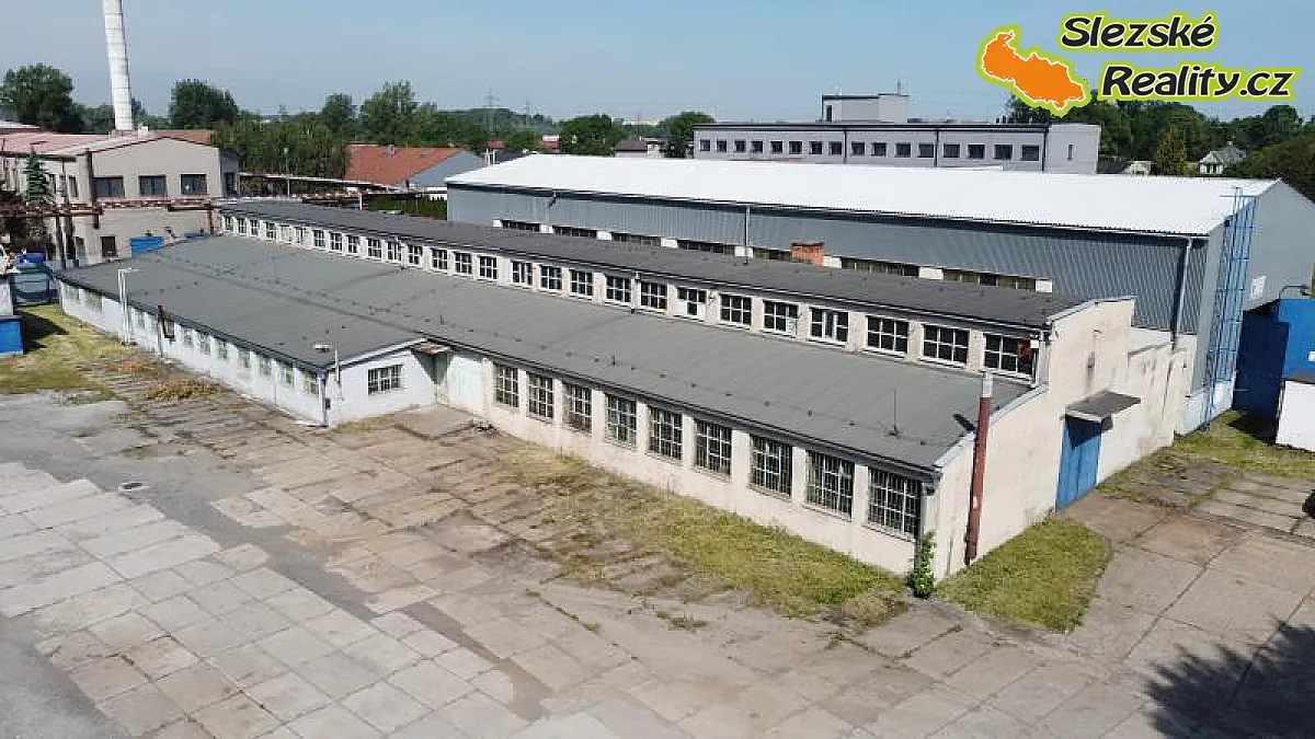 Pronájem výrobní haly, prostoru 1181 m²